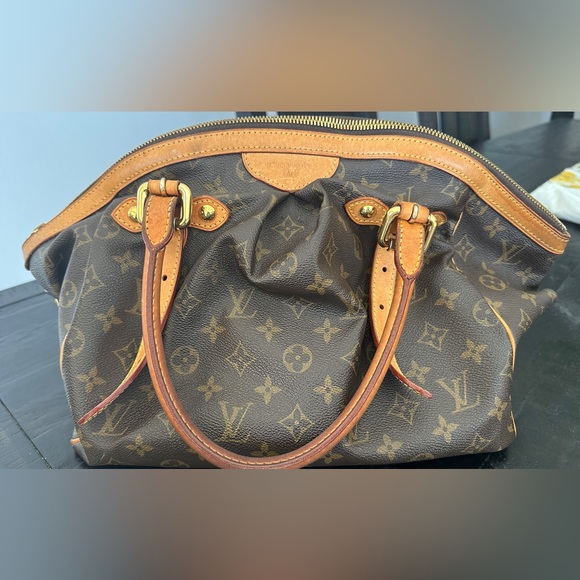 Louis Vuitton Monogram Canvas Tivoli GM Satchel - Picture 1 of 10